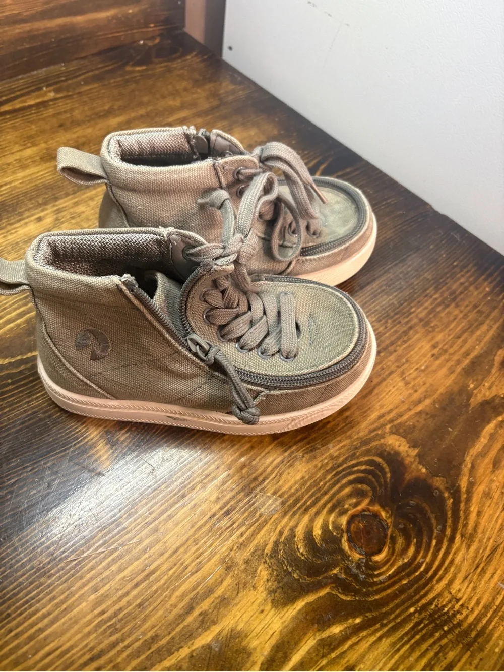 Billy Gray Zip Around Sneakers Kids Size 11 Extra Wide